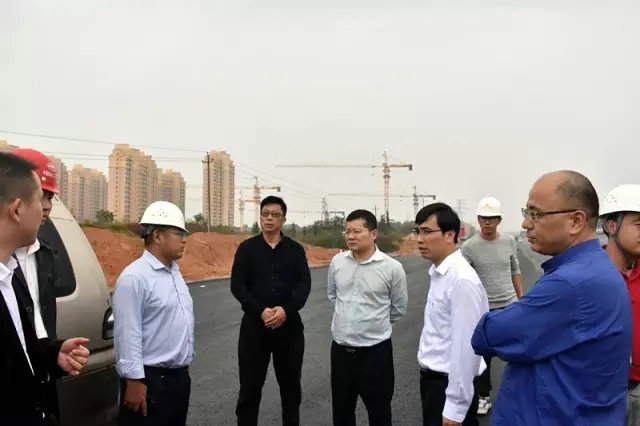 江南（中国）高管深入现场，力保“大战”项目进度