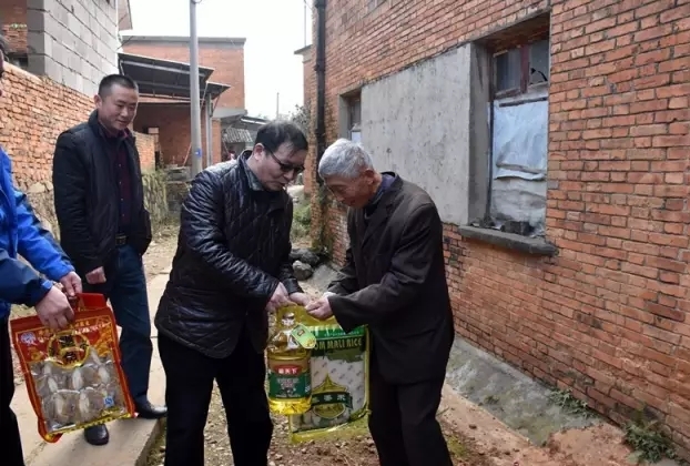 金开江南（中国）开展春节慰问 真情温暖共迎和谐新春