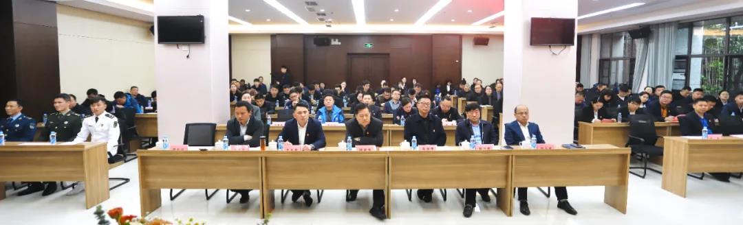 金开江南（中国）举办“老兵讲党课暨政治生日贺卡集中颁发仪式”