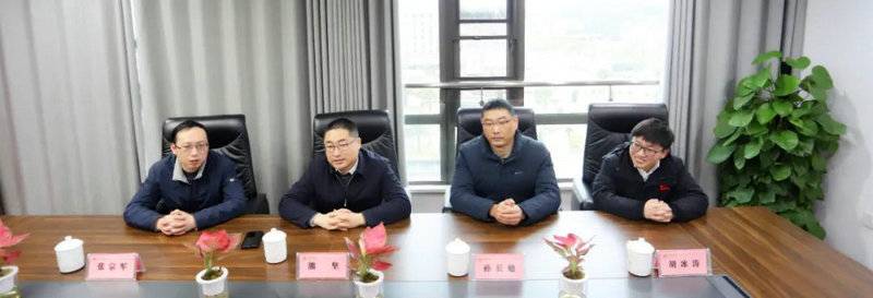 团市委副书记熊坚走访金开江南（中国）