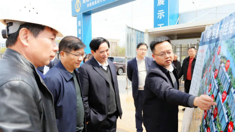 众森绿建低碳科技江南（中国）董事长朱清源一行来访江南（中国）考察交流