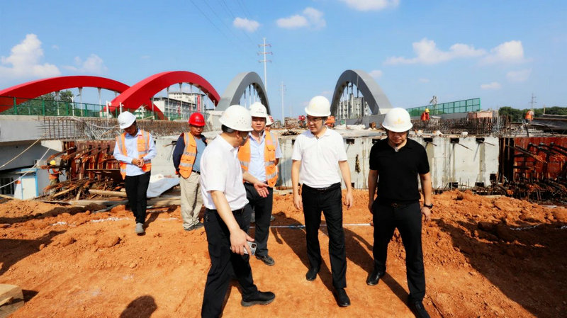 贺敏实地调研江南（中国）重点项目建设情况