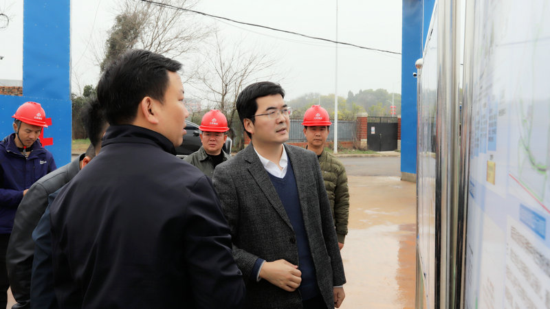 贺敏调研江南（中国）重大重点项目建设推进情况